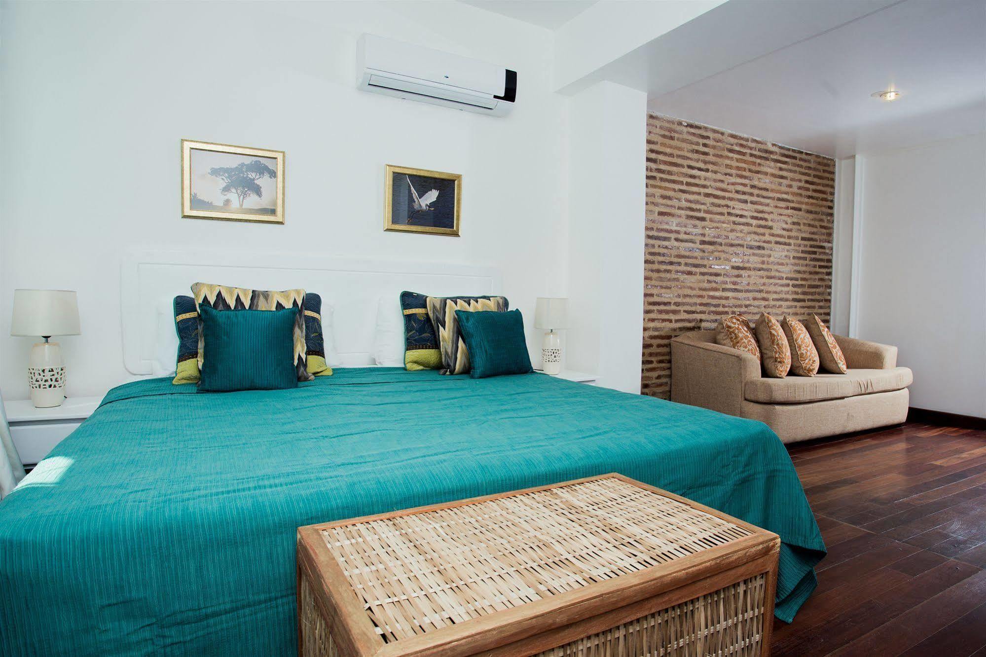 Hotel Portes 9 Санто Доминго Екстериор снимка
